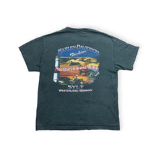 Laden Sie das Bild in den Galerie-Viewer, Harley Davidson Motorcycles Northernmost Ride Sylt T-Shirt 2003 Gr. M
