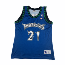 Laden Sie das Bild in den Galerie-Viewer, Champion vintage Basketball Trikot Minnesota Timberwolves Garnett #21 Gr. M
